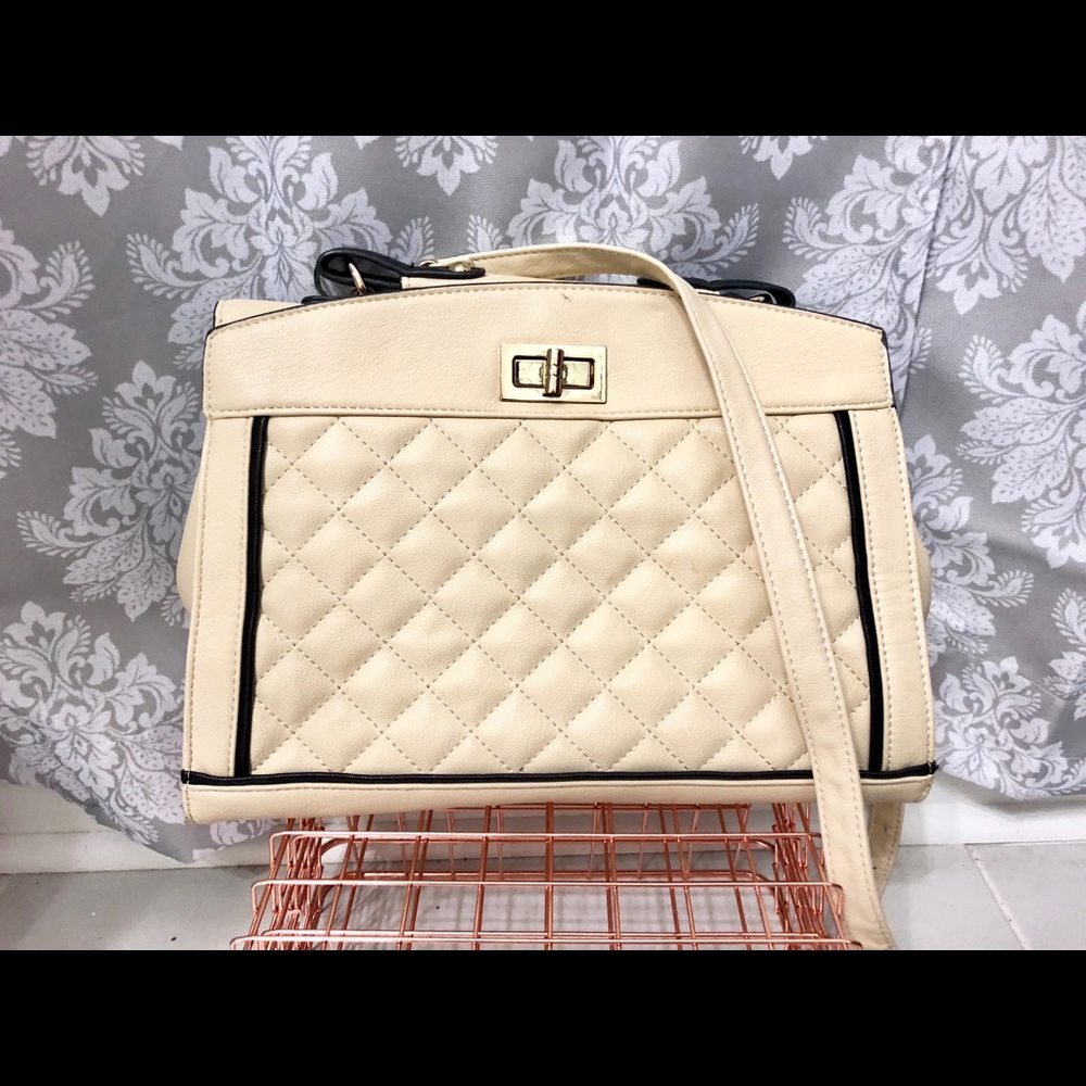 Forever 21 black and cream Crossbody purse